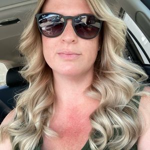 Meet your Posher, Brandi